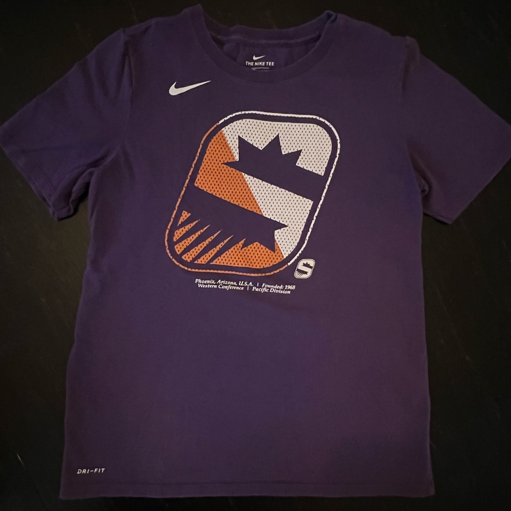 Phoenix Suns purple tshirt boys size Large 14/16